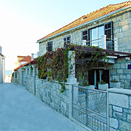 Apartman By The Sea Postira, Brac - 20151 *